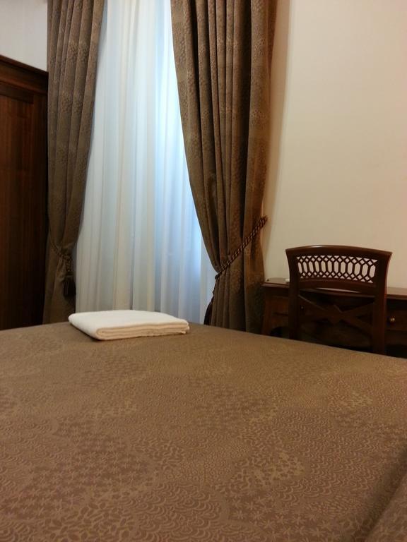 Guesthouse Alex II روما المظهر الخارجي الصورة