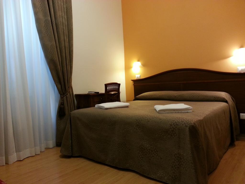 Guesthouse Alex II روما المظهر الخارجي الصورة