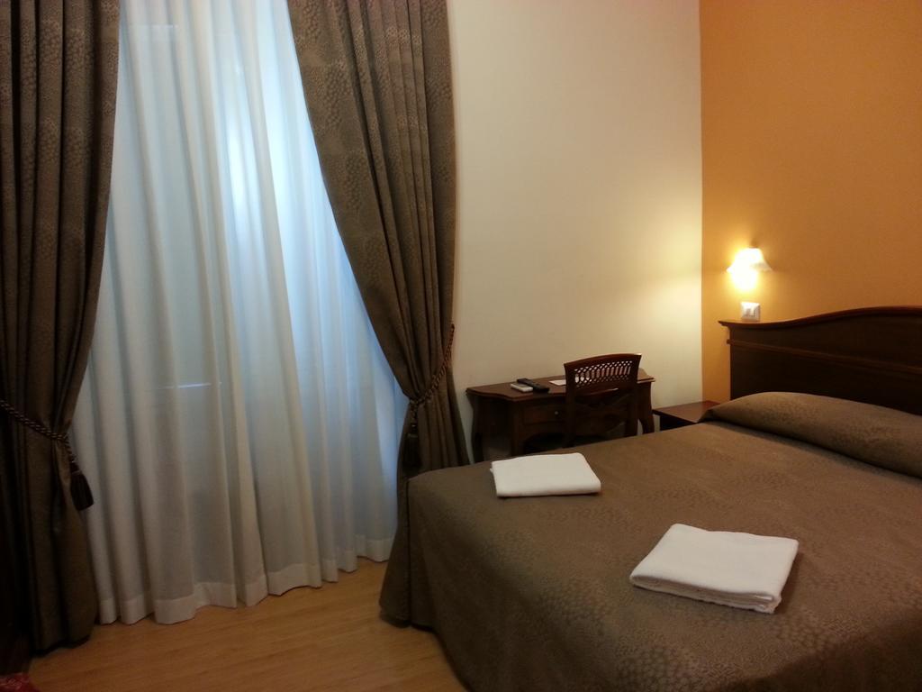 Guesthouse Alex II روما المظهر الخارجي الصورة