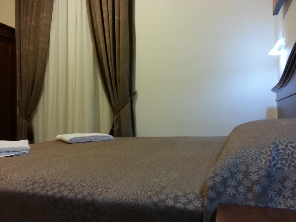Guesthouse Alex II روما المظهر الخارجي الصورة